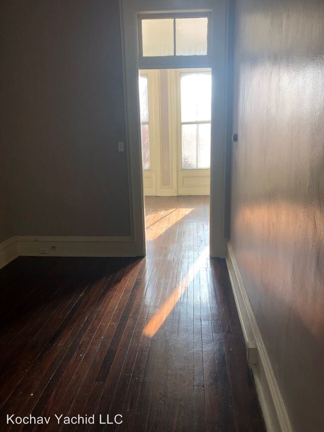 Building Photo - 3 br, 2 bath  - 1911 Park Ave 1913 Park