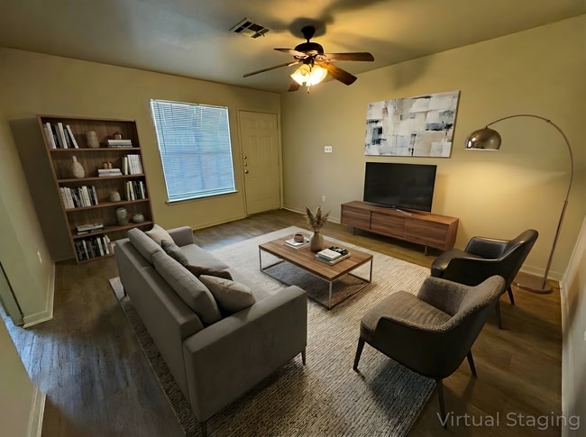 Building Photo - 408 Brittney Way