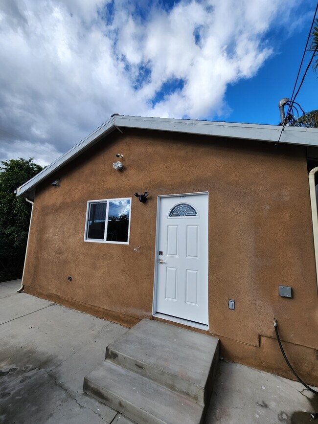 Building Photo - 7159 Apperson St