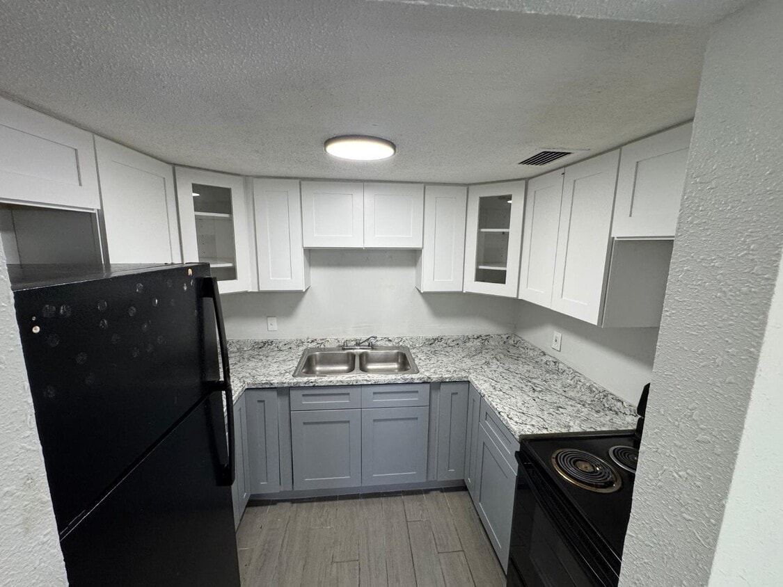 Photo - 13701 NORTH 21ST STREET - 13