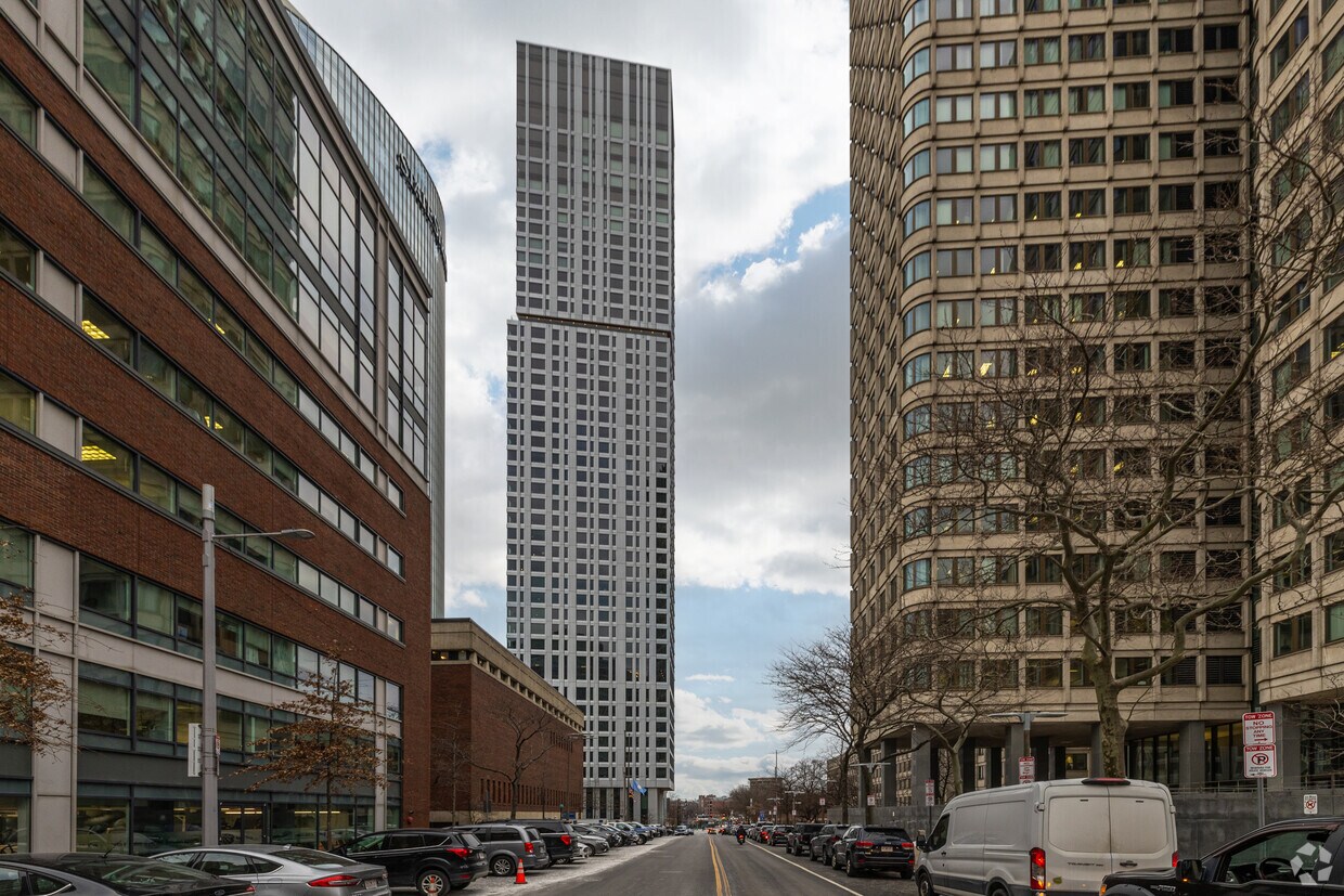 Primario - The Sudbury Condominiums