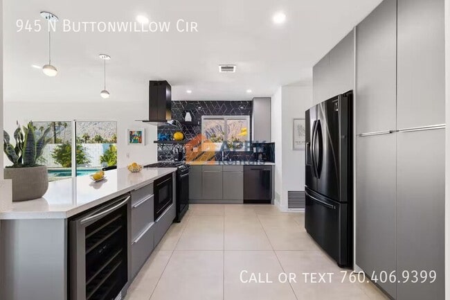 Foto del edificio - 945 N Buttonwillow Cir