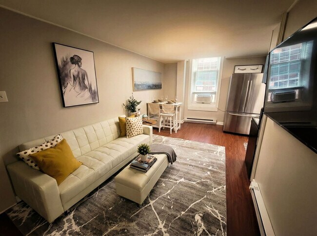 Foto del edificio - 710 N Franklin St