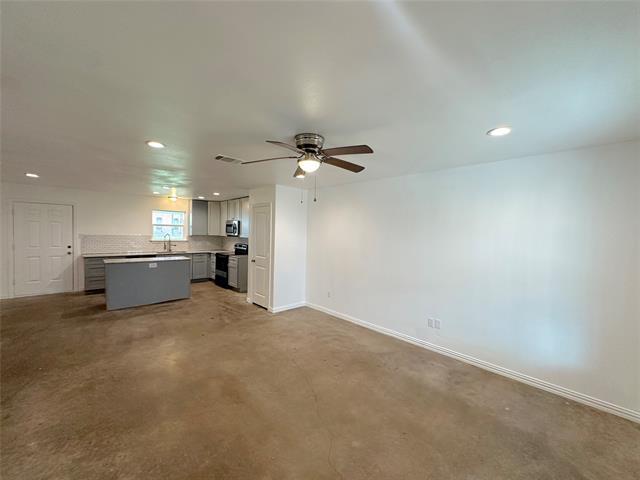 Foto del edificio - 108 W Adams St