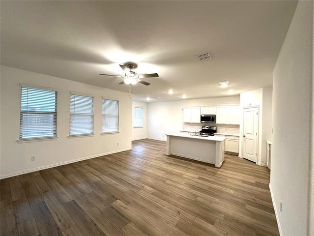 Foto del edificio - 1209 Mahogany Ln