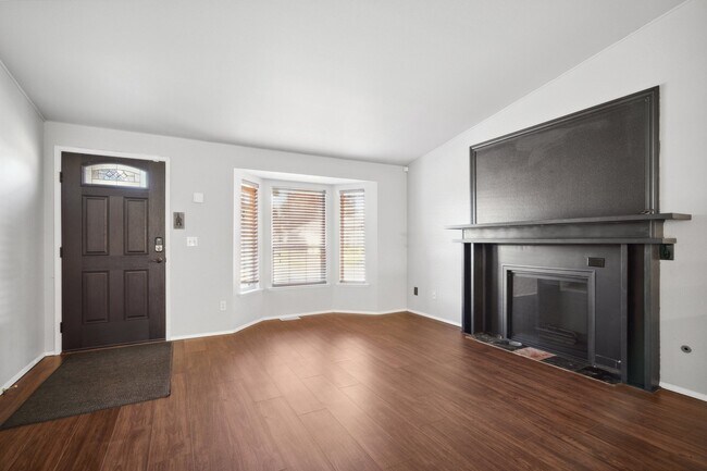 Building Photo - 5038 39th St NE