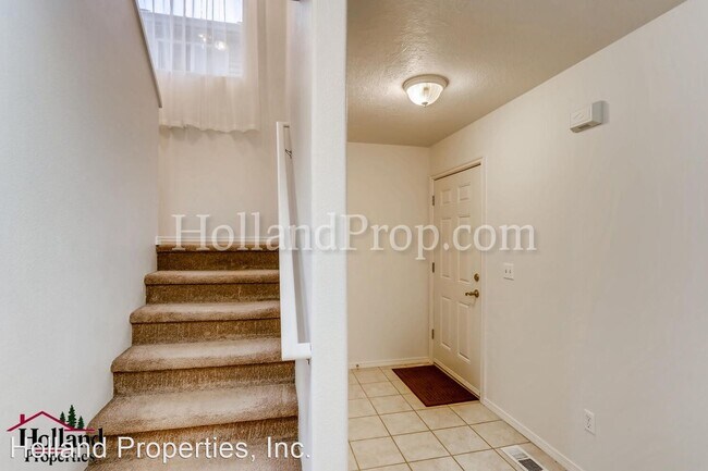 Building Photo - 4 br, 2.5 bath House - 653 N 20th Place