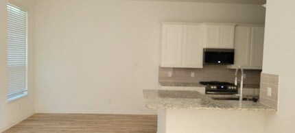 Building Photo - 579 Dry Fork Ln