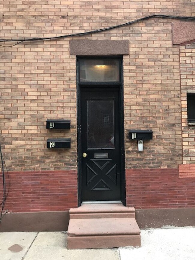 Foto del edificio - 1527 W Porter St