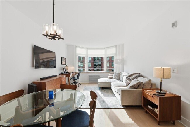 Foto del edificio - 1400 Hudson St