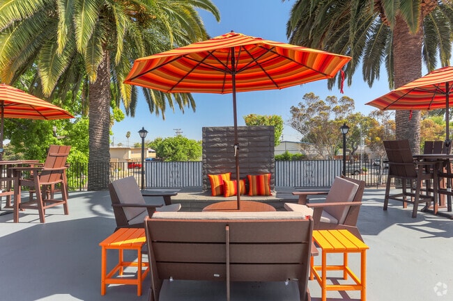 Upper Deck - Hacienda Hamilton