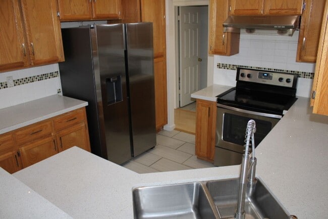 Building Photo - 293 Scotts Valley