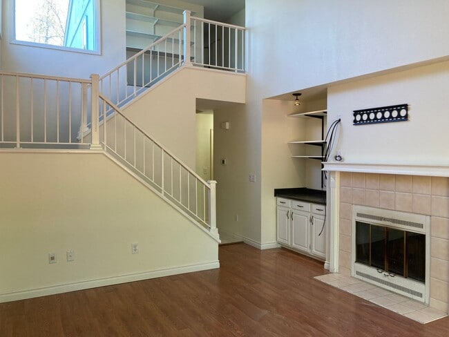 Foto del edificio - Beautifully kept (3) Bed, (2.5) Bath in Ea...