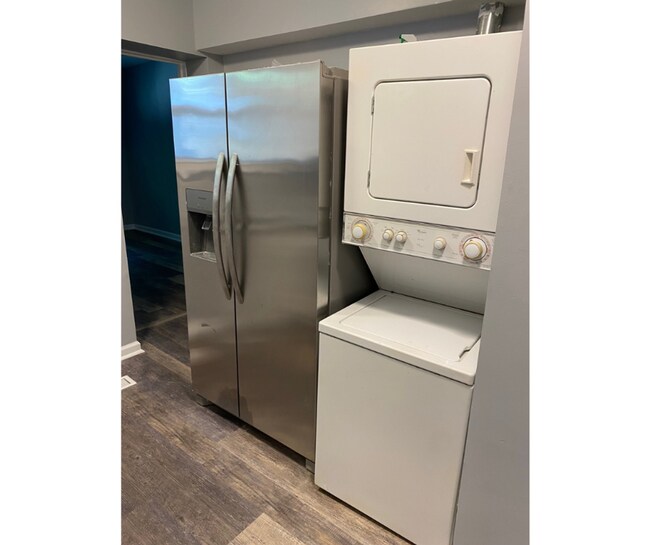 Foto del edificio - 627 Denison St