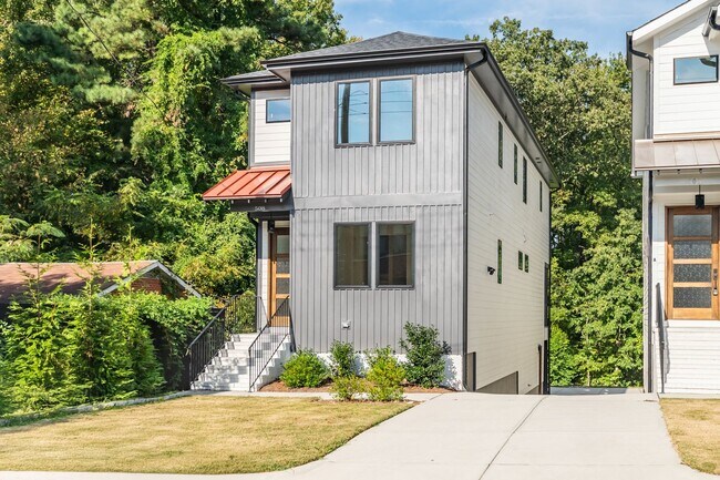 Photo - Modern 4-bedroom, 4-bathroom Custom Home D...