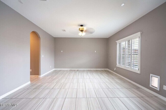 Foto del edificio - 804 Pontop Hall St