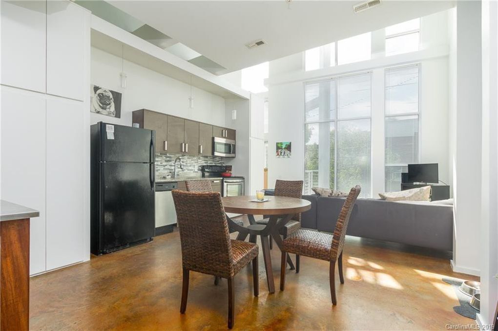 Foto principal - 3123 N Davidson St