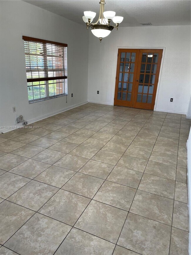 Foto del edificio - 6207 Dewey St