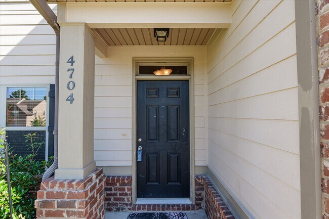 Foto del edificio - Great 5 Bedroom Home in Evans