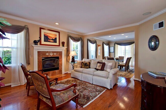 Living Room - 1744 Skimmer Ct