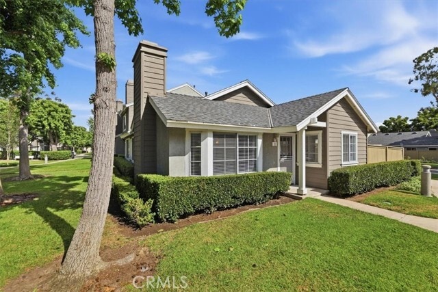 Building Photo - 11 Fairside