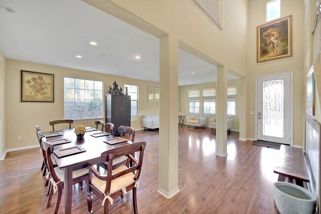 Building Photo - 7400 Sonoma Creek Ct