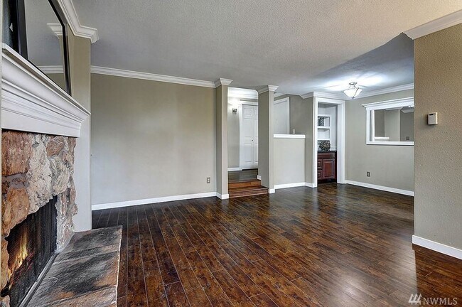 Foto del edificio - 1 Bed 1 Bath Condo Issaquah Sammamish Bluffs