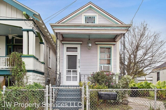 Building Photo - 2 br, 1 bath House - 5019 Chartres Street