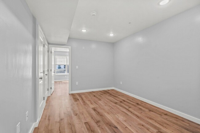 Building Photo - 2046 N CARLISLE