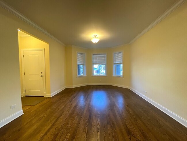 Foto del edificio - 543 Gunderson Ave