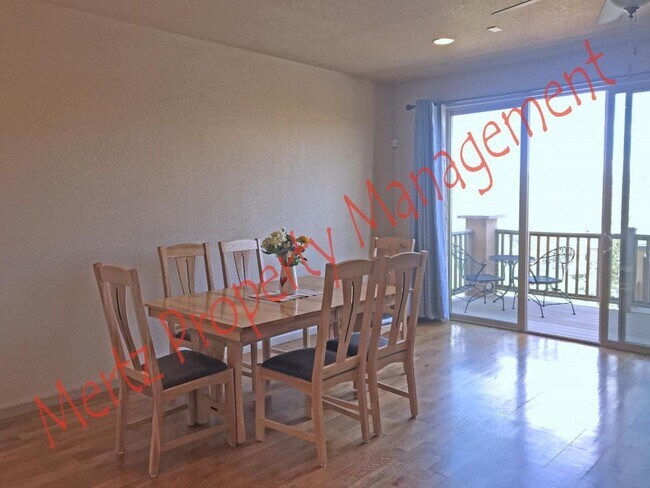 Foto del edificio - 5979 Canyon Reserve Hts.