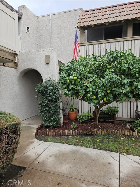 Foto principal - 13259 Norton Ave