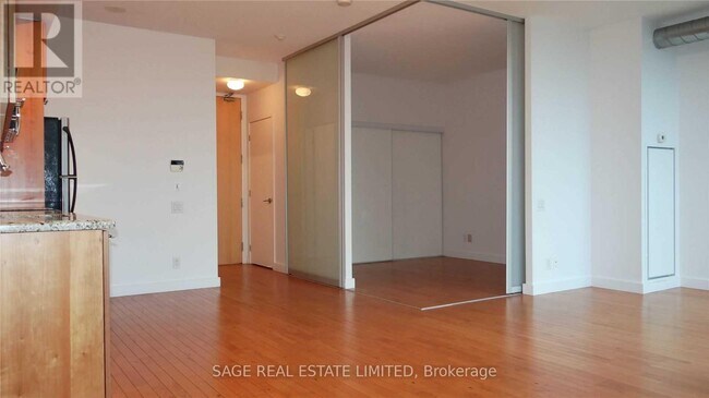 Building Photo - 33 Mill St