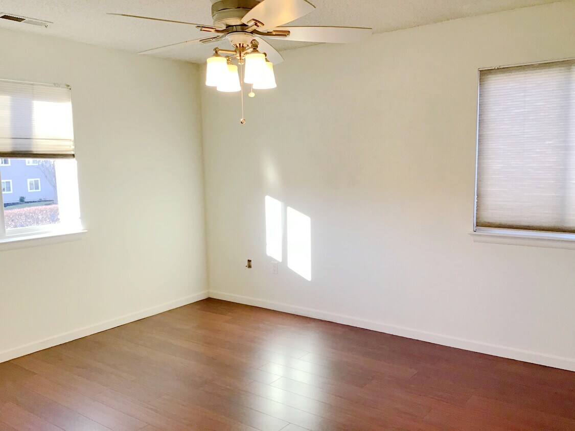 8902 Tamarron Dr Unit 8902, Plainsboro, NJ 08536 Condo for Rent in