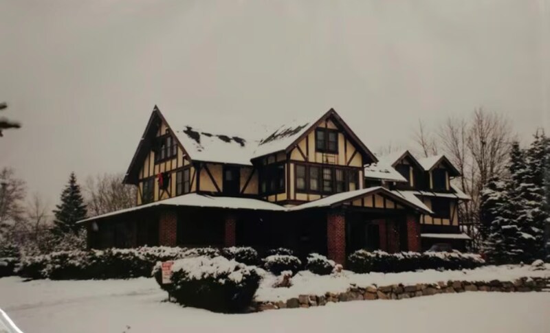 Foto principal - 1537 S Water St