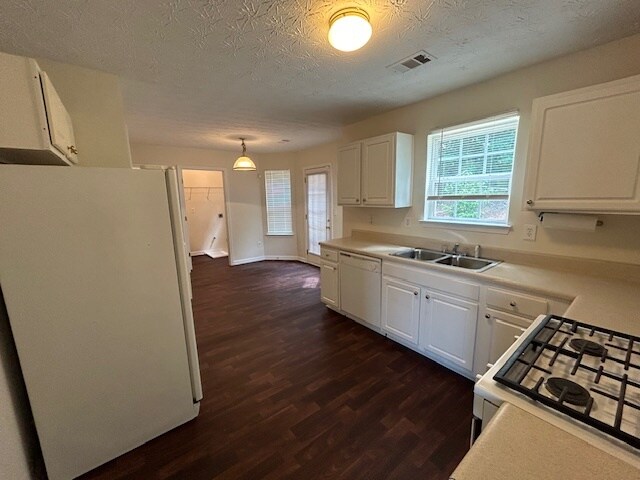 Building Photo - 4016 Aviation Bay Ln