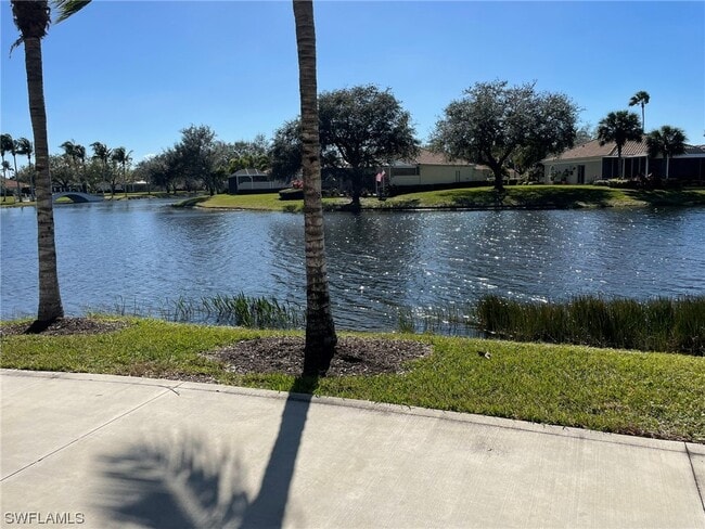 Building Photo - 6064 Towncenter Cir
