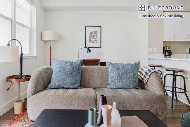 Foto del edificio - 3888 Artist Walk Common