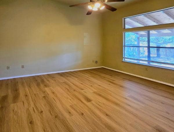 Building Photo - 132 Stephen Ln