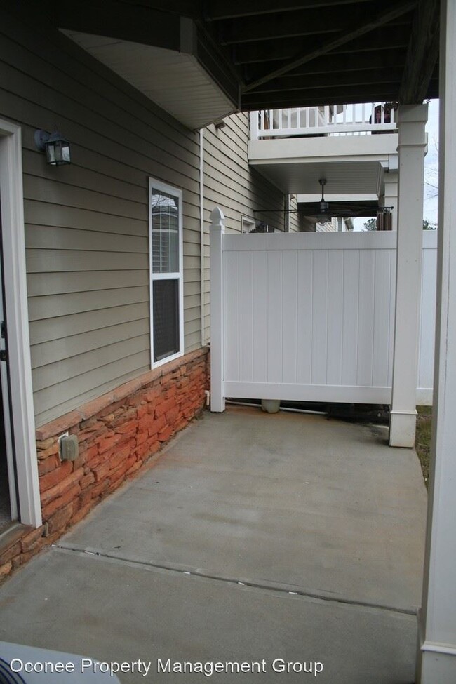 Foto del edificio - 4 br, 4 bath House - 1031 Apple Orchard Lane