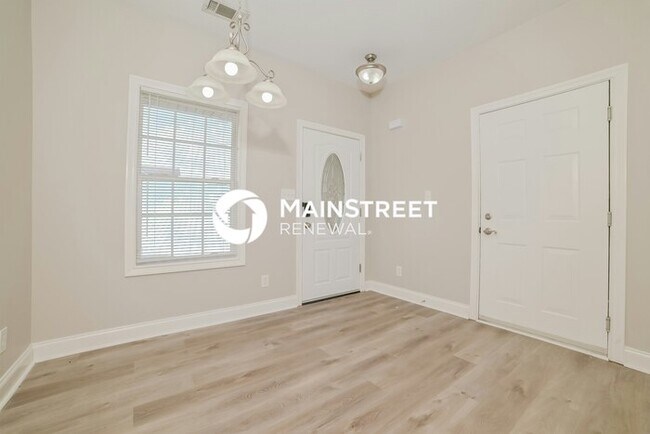 Foto del edificio - 3 Bedroom Pet-Friendly Home in Corryton, TN with Main Street Renewal