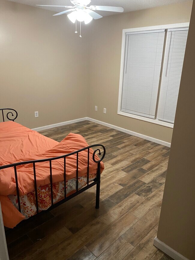 Front bedroom 1 - 509 Cassandra Blvd