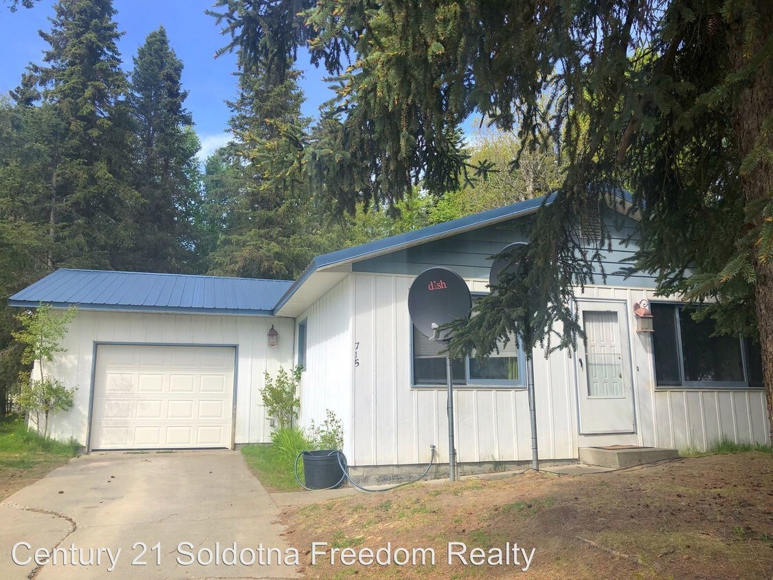 Primary Photo - 3 br, 1 bath House - 715 Maple