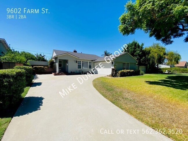 Foto del edificio - 9602 Farm St