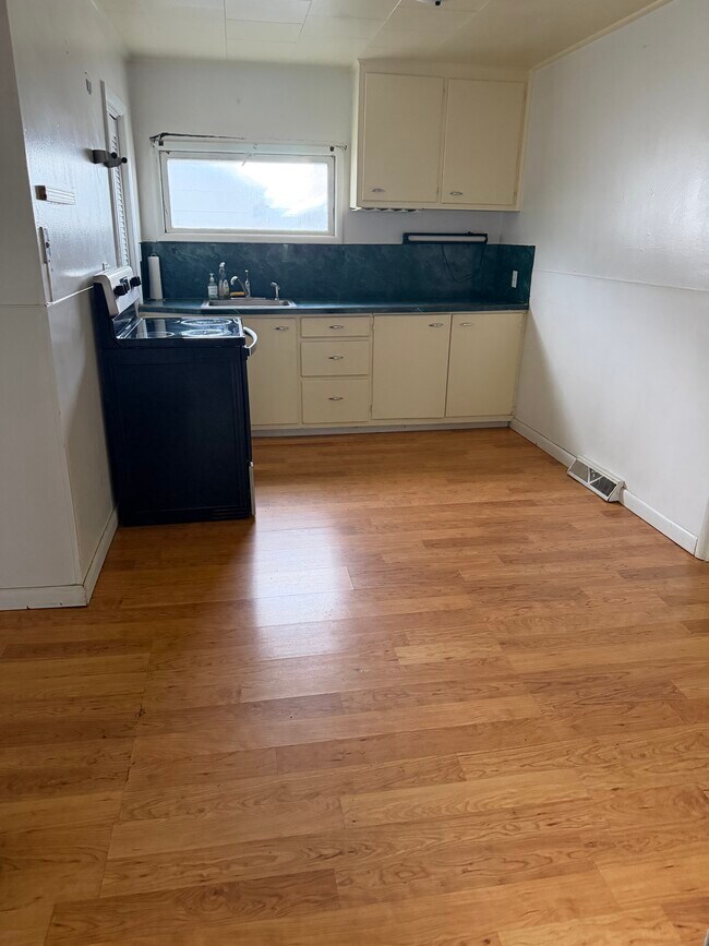 Foto del edificio - 1120 W Gold St