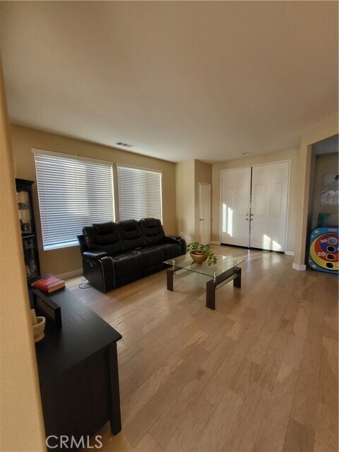 Foto del edificio - 1521 Apple Canyon Rd