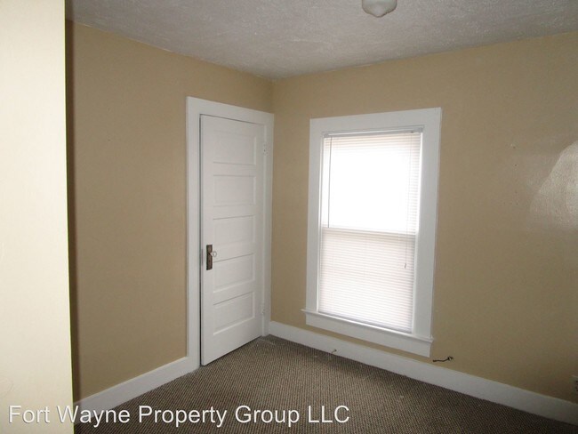 Building Photo - 3 br, 1.5 bath House - 110 W Wildwood Avenue