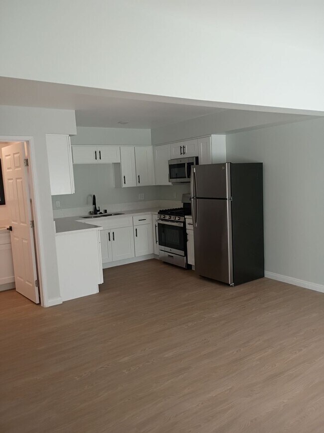 Foto del interior - 5302 Colodny Ave