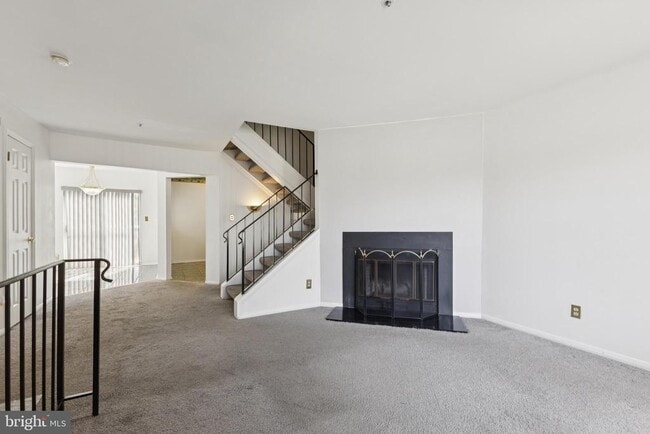 Building Photo - 5715 Regency Ln