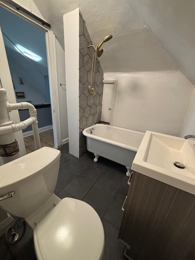 Foto del edificio - 10815 Drexel Ave